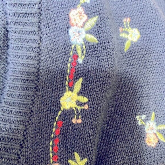 Vintage tabi navy blue embroidered knit grandma sweater vest M - Picture 6 of 7